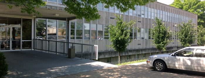 Emerson Electric Co. Hall is one of Missouri S&T Campus Map.