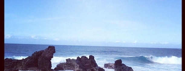 Ho‘okipa Beach Park is one of Must-do place on Maui.