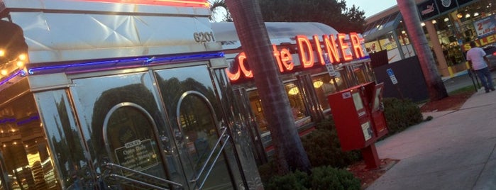 Moonlite Diner is one of Fabulicious Eateries.