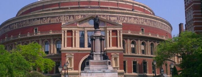 Royal Albert Hall is one of wonders of the world.