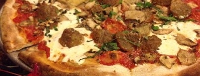 Lombardi's Coal Oven Pizza is one of My USA/NY/WA Tour.