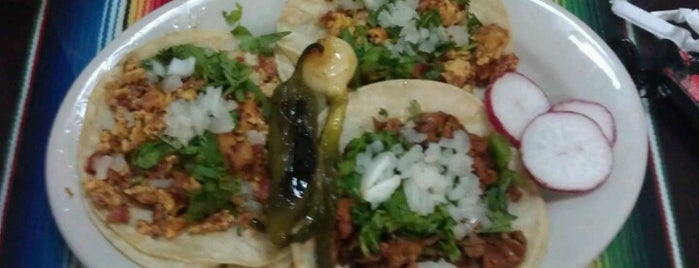 Cholula Deli is one of Bushwick Tacos.