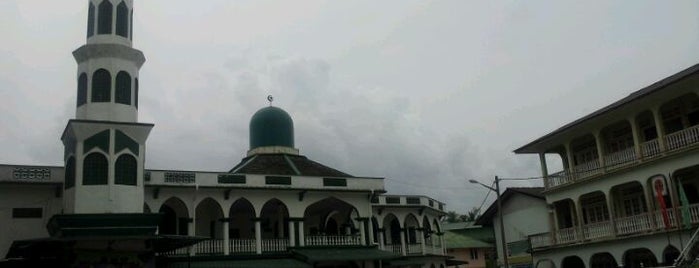 Masjid Tok Guru Pulau Melaka is one of Masjid & Surau, MY #1.