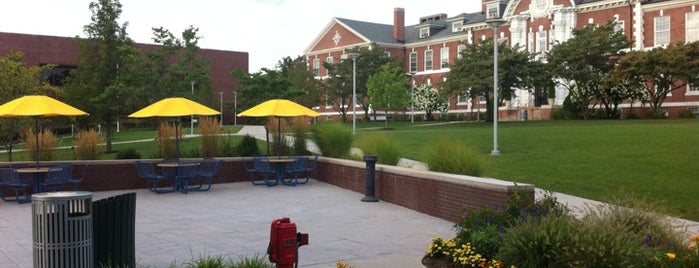University of New Haven is one of Tempat yang Disukai Lindsaye.