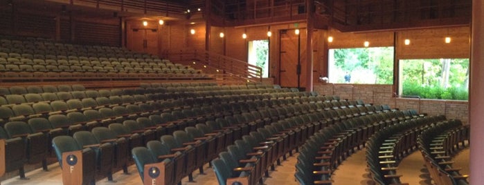 Peninsula Players Theatre is one of Lieux qui ont plu à Morgan.