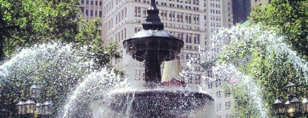 City Hall Park is one of NY ULTIMATE.