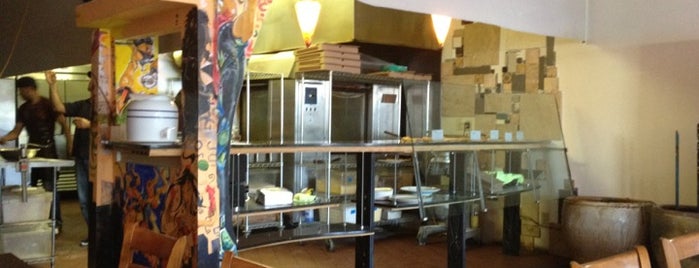 Zia Gourmet Pizza is one of สถานที่ที่บันทึกไว้ของ Alberto.