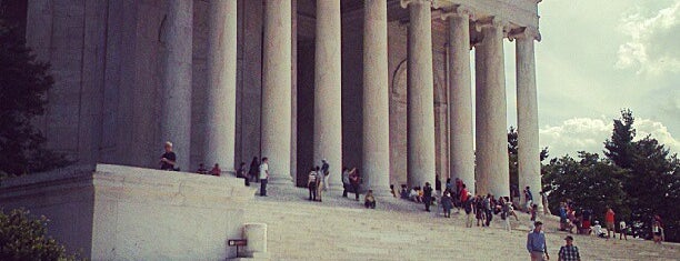 Thomas Jefferson Memorial is one of Washington DC.