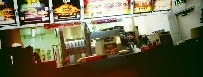 Burger King is one of Orte, die Carl gefallen.