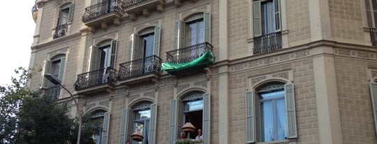 Hotel Continental Palacete is one of Locais curtidos por Hector.