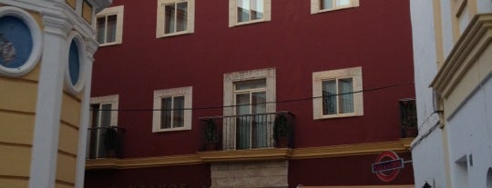 Hotel Los Cántaros is one of สถานที่ที่ Marnix ถูกใจ.
