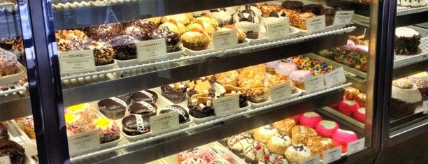 Crumbs Bake Shop is one of Murray Hill / Gramercy Favorites.