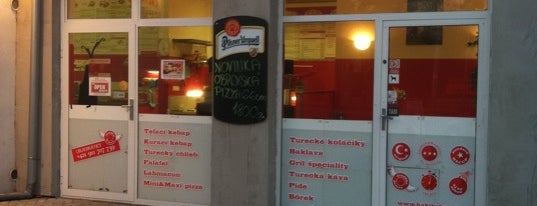 Haki Kebap & Pizza is one of สถานที่ที่ Lutzka ถูกใจ.
