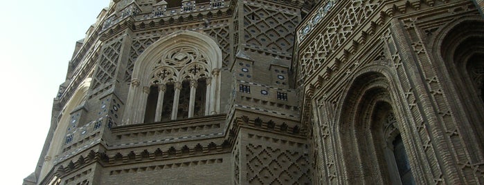 Catedral del Salvador (La Seo) is one of Top 10 ¡¡¡Lo indispensable de Zaragoza!!!.