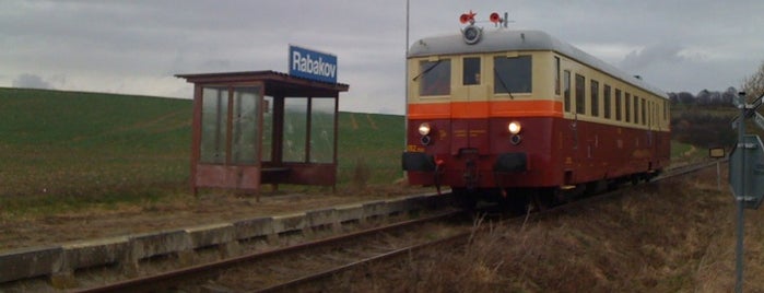 Železniční zastávka Rabakov is one of Železniční stanice ČR (R-Š).