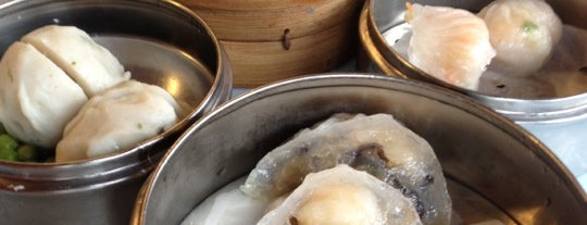 Chooi Yue Dim Sum 翠月樓港式點心 is one of Ipoh.