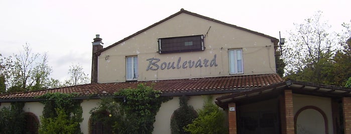 Boulevard Rock Club is one of Places I have Played &/or Seen Shows At.