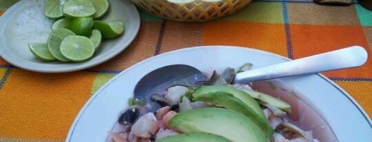 Mariscos El Gabo is one of Mayraさんの保存済みスポット.