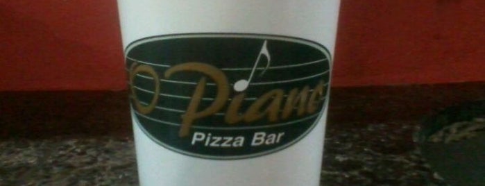 Pizza Bar O Piano is one of Plêicis.