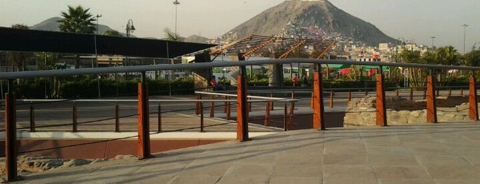Parque de la Muralla is one of Lima, Ciudad de los Reyes.