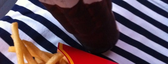 McDonald's is one of Meus Locais.