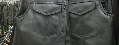 Johnson Leather is one of Posti che sono piaciuti a Analise.