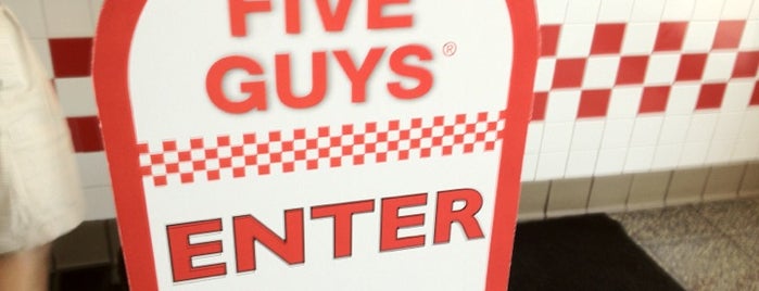 Five Guys is one of Orte, die GreatStoneFace gefallen.