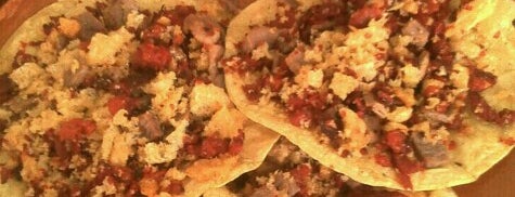 Tacos Don Manolito is one of Lugares guardados de Joel.