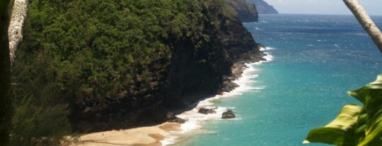 Na Pali Coast is one of Places to See.