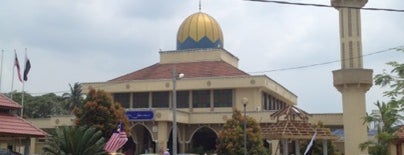 Masjid Tanjung Gemok is one of Masjid & Surau, MY #1.