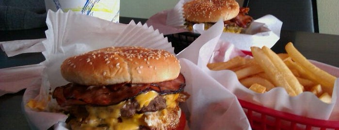 Jim Dandy Drive-In is one of Damnburgers.