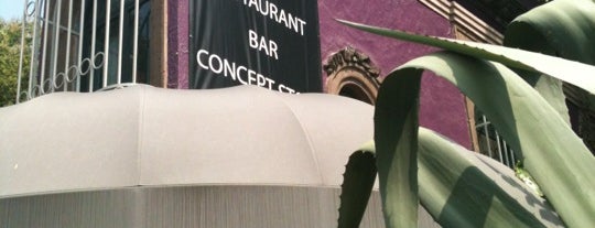 Sí. Restaurant, Bar, Concept Store is one of Buena comida y maaas....