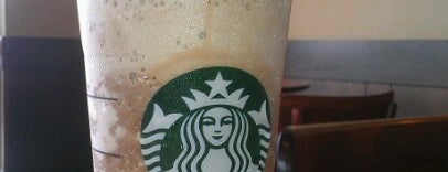 Starbucks is one of Locais curtidos por Andy.