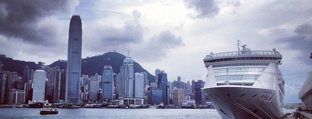 Ocean Terminal is one of Hong Kong Shopping Heaven.