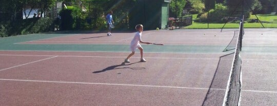 Kelsey Park Tennis Court is one of Beckenham.