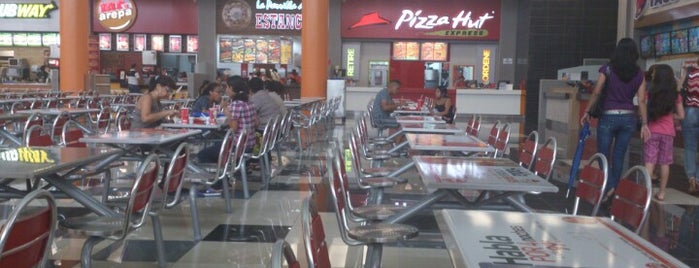 Food Court is one of Tempat yang Disukai Layjoas.