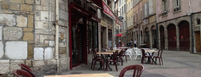Café De La Table Ronde is one of Lloyds Burgundy.