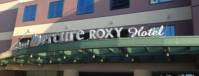 Grand Mercure Singapore Roxy is one of David: сохраненные места.