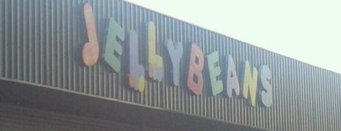 Jellybeans Family Skate Center is one of Gary's List.