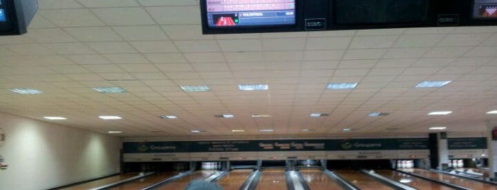Bowling Frascati is one of Lugares favoritos de Mustafa.