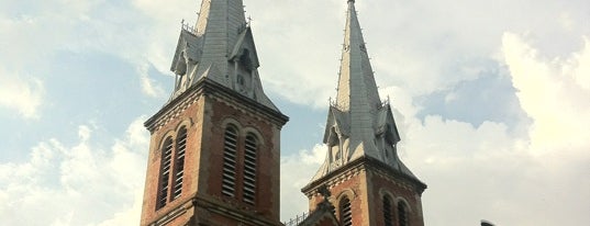 Nhà Thờ Đức Bà Sài Gòn (Saigon Notre-Dame Basilica) is one of Religious Place.