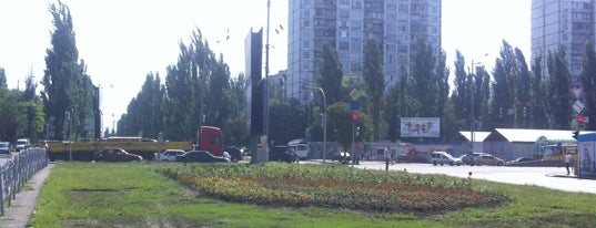 Лемковская площадь is one of Viktor : понравившиеся места.