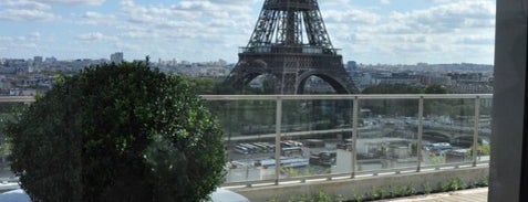 Shangri-La Hotel Paris is one of Rooftops à Paris.