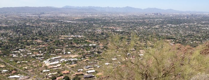 Echo Canyon Park / Camelback Trailhead is one of Posti che sono piaciuti a Adithya.