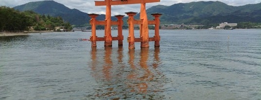 Miyajima (Itsukushima) is one of My Hiroshima.
