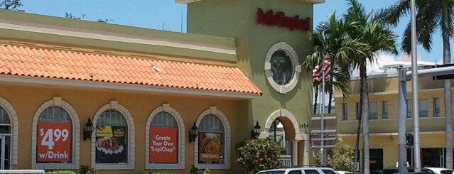 Pollo Tropical is one of sparkさんのお気に入りスポット.