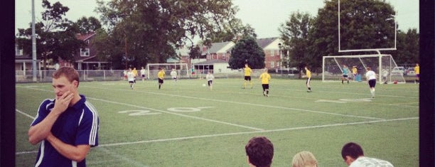 Bobcat Stadium is one of jiresellさんのお気に入りスポット.