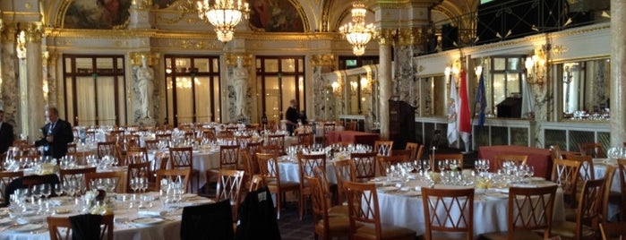 Concert Empire Of The Sun Casino De Paris