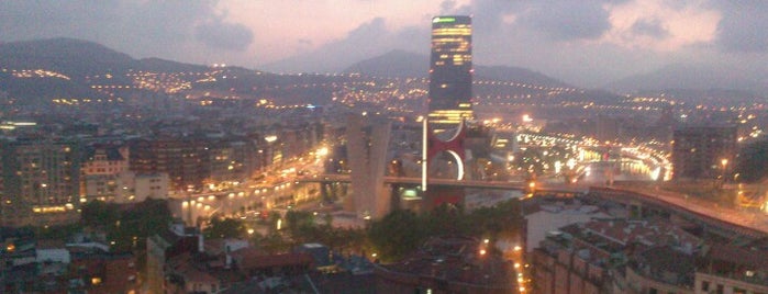 Bilbao Centro is one of Tempat yang Disukai Attico14.