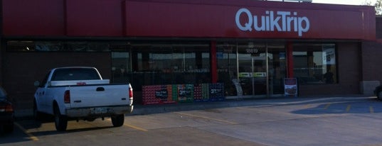QuikTrip is one of Fast food near Garmin HQ.